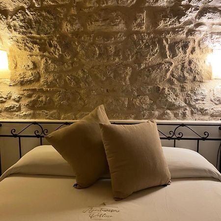 Agriturismo Pettino カンペッロ・スル・クリトゥンノ エクステリア 写真