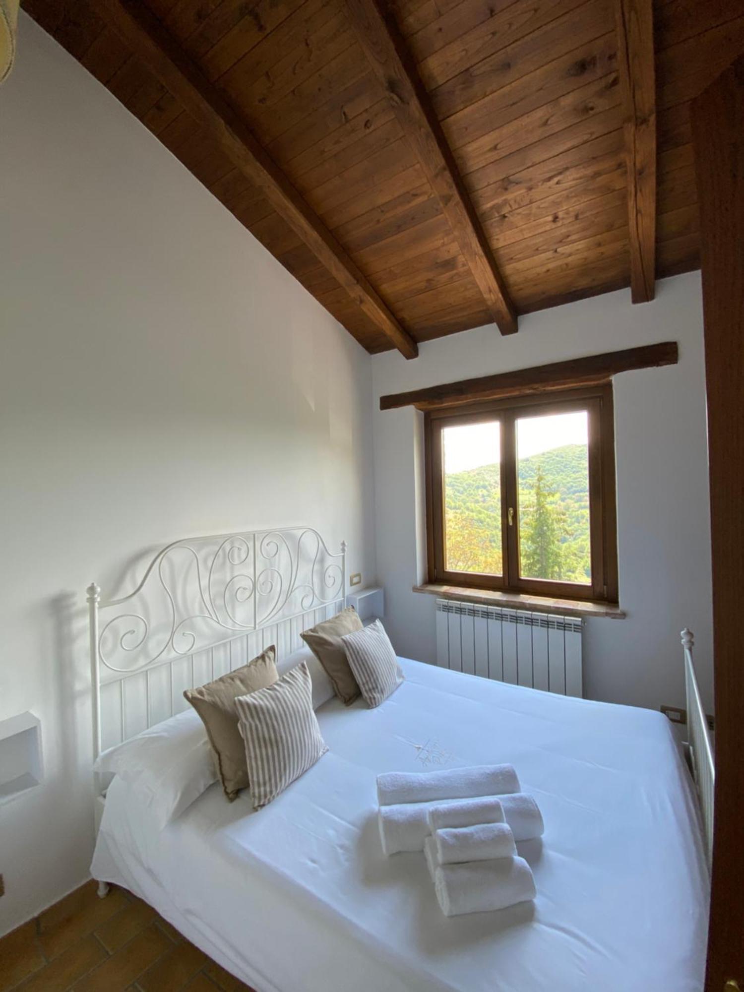 Agriturismo Pettino カンペッロ・スル・クリトゥンノ エクステリア 写真